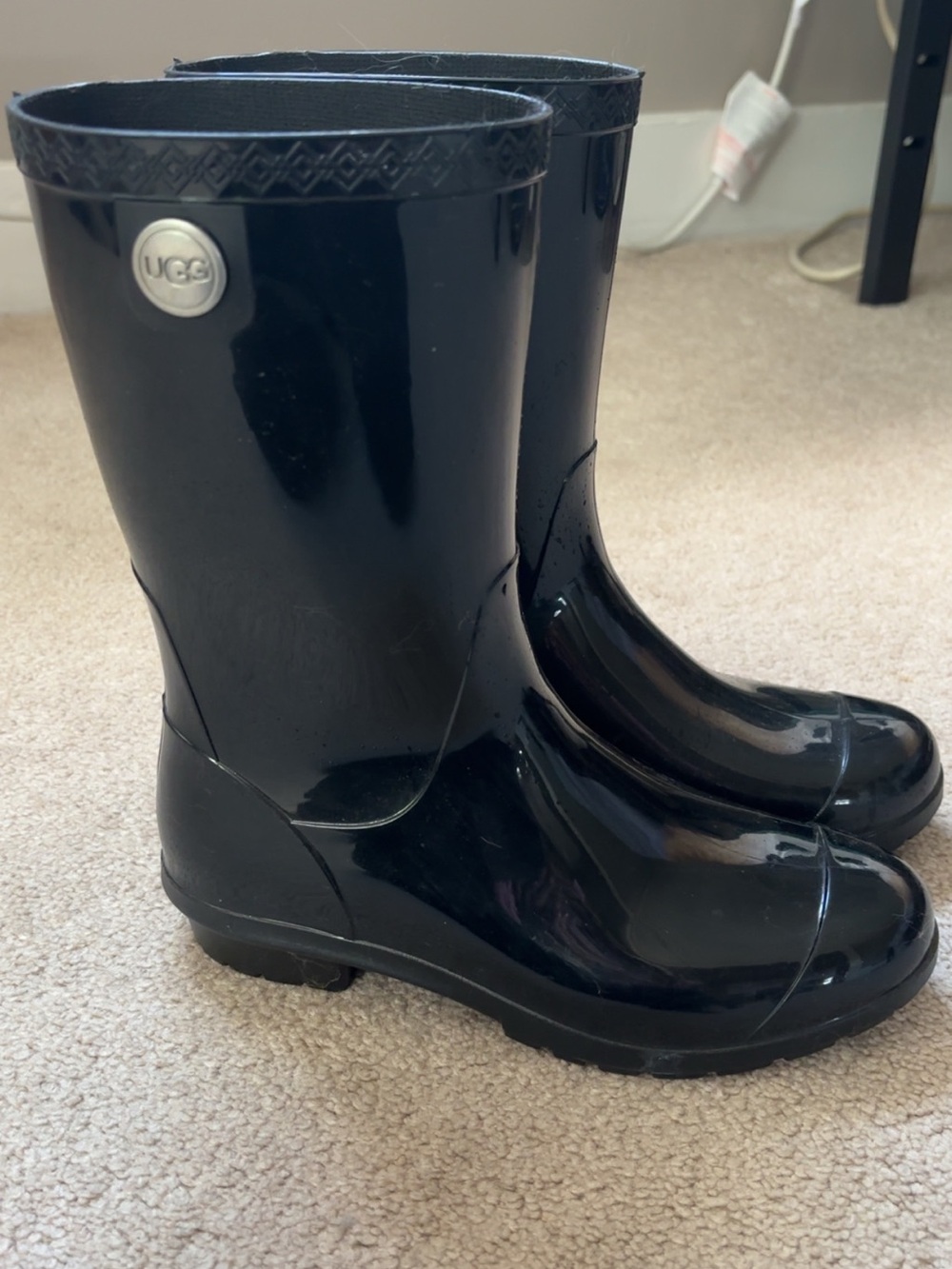 UGG Glossy Black Short Rain Boots